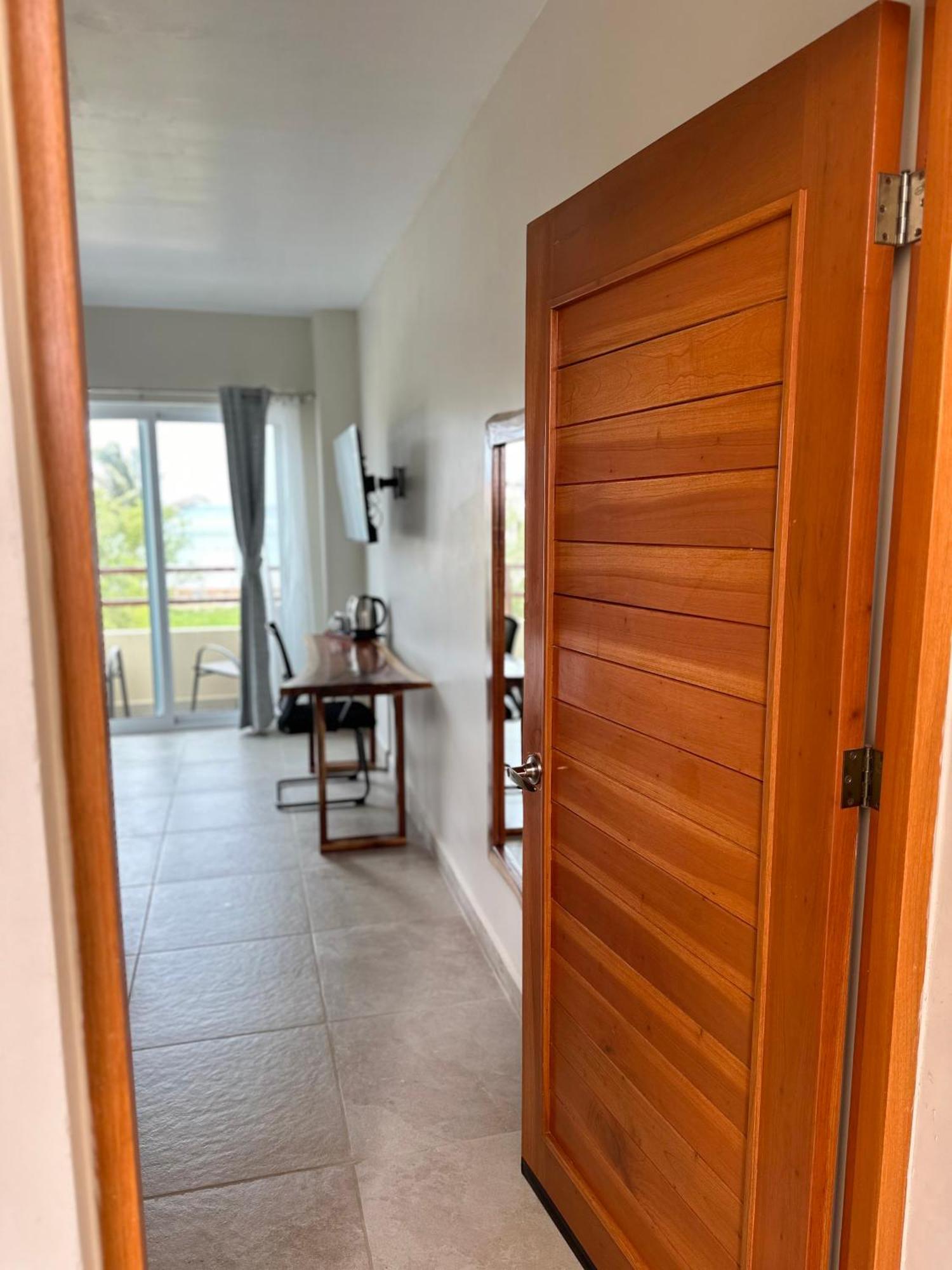 Oneiro Suites With Sea View マアウアル エクステリア 写真